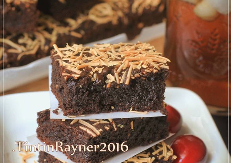 Resep Brownies Cokelat Moist Yummy no BP&Soda Kue oleh